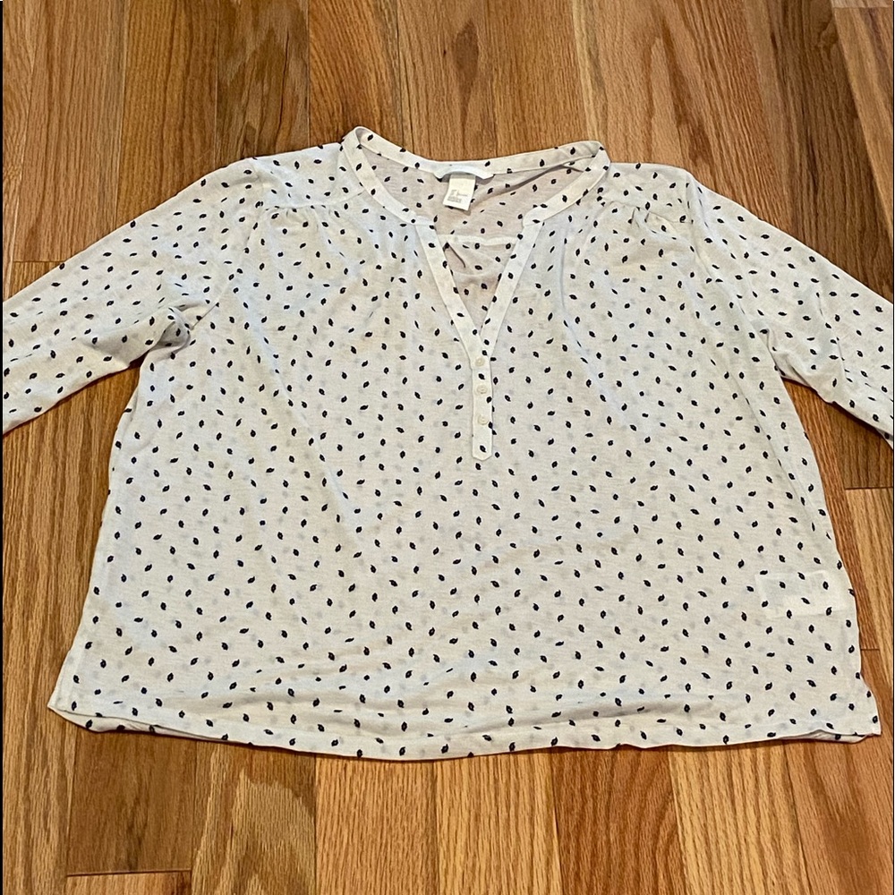 H&M White/Navy print blouse, size large